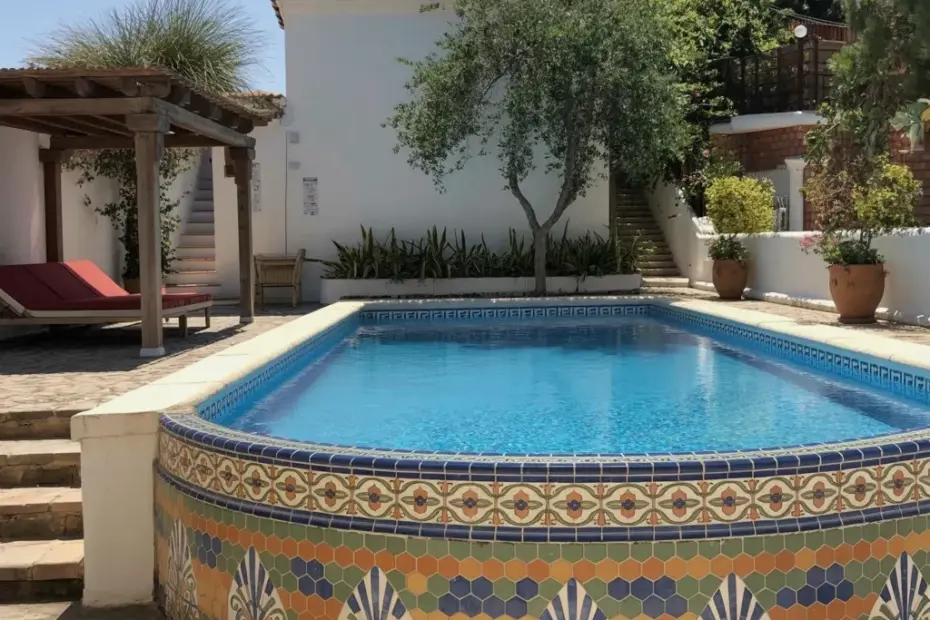 Mediterranean Pool Tile Border: How to Get This Look (Mosaic Ideas)